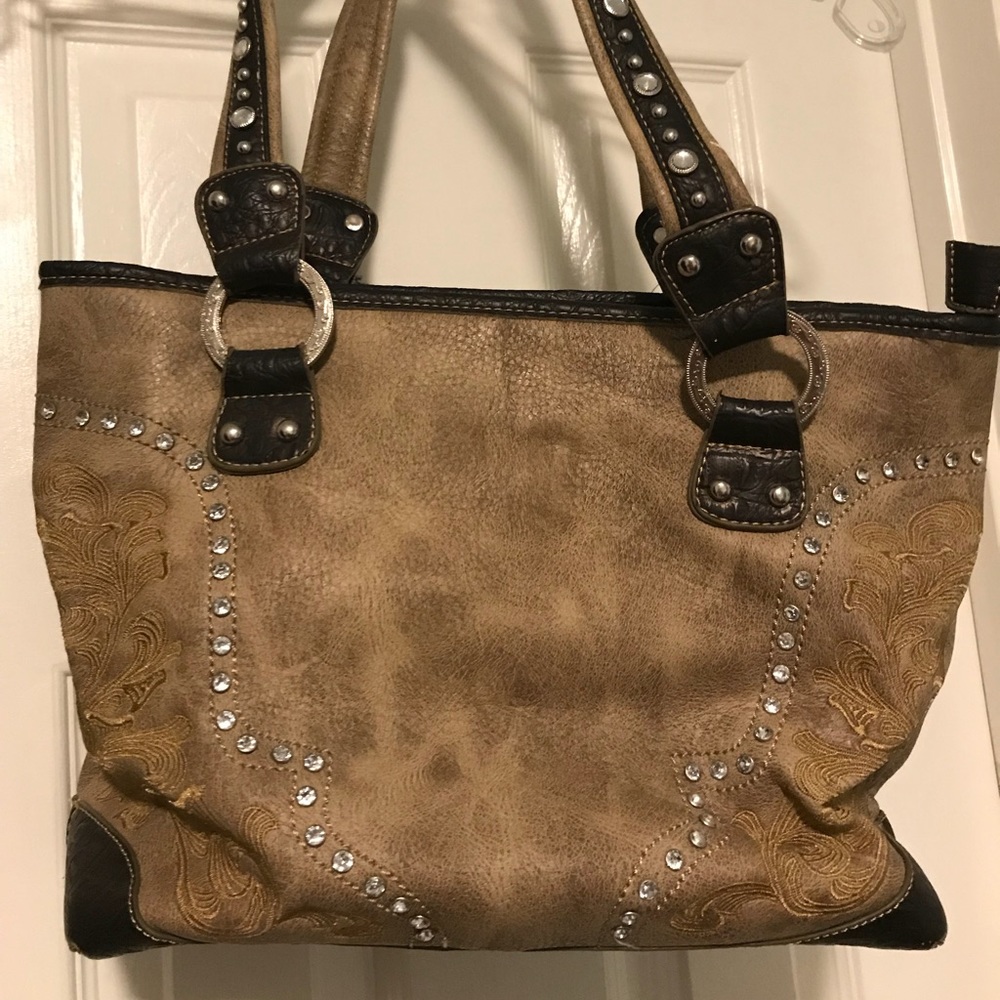 Lady’s western style faux leather purse
